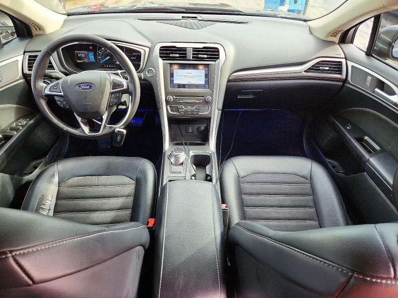 2017 FORD FUSION SE 8