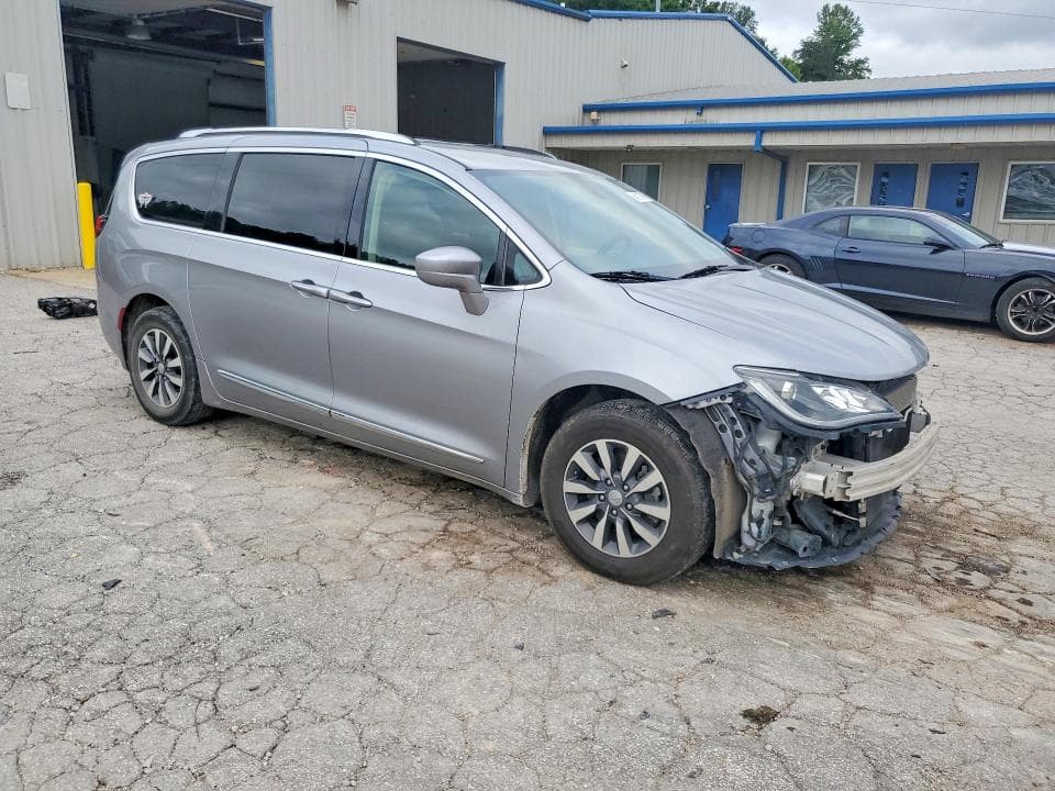 2020 CHRYSLER PACIFICA TOURING L PLUS 4