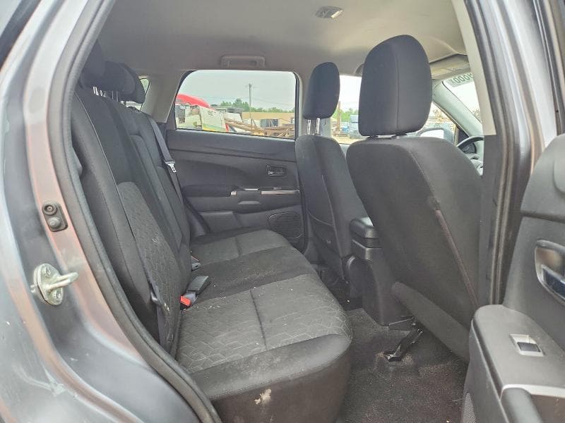 2021 MITSUBISHI OUTLANDER SPORT ES 11