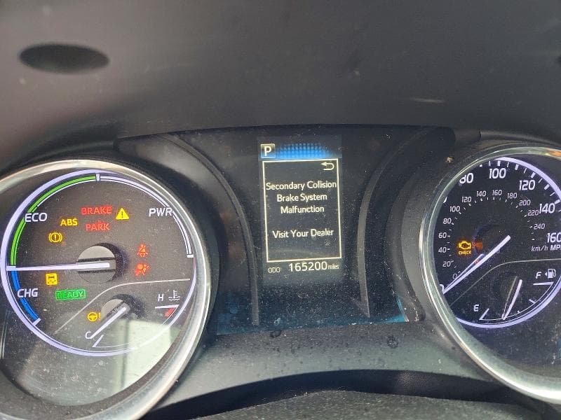 2019 TOYOTA CAMRY LE 9