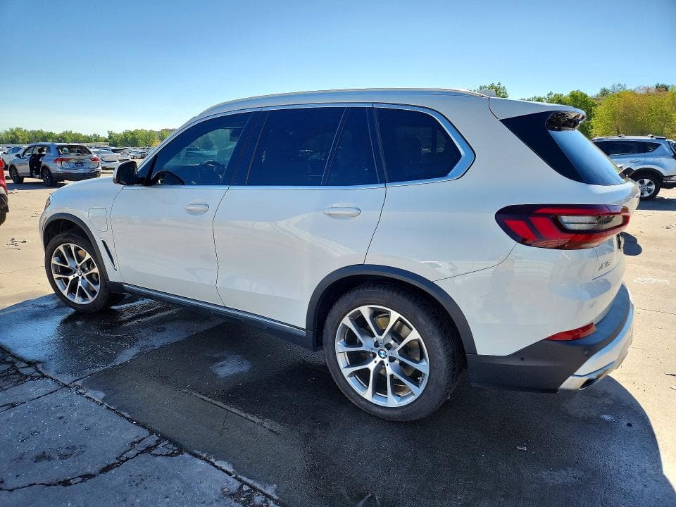 2021 BMW X5 XDRIVE45E 2