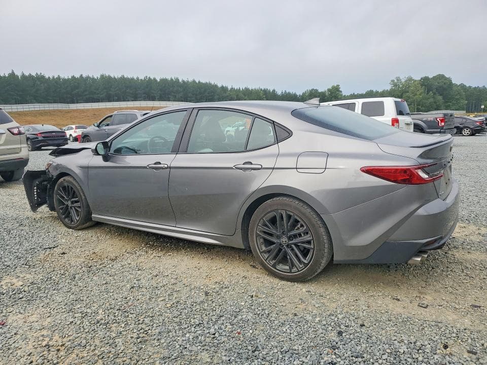 2025 TOYOTA CAMRY SE 2