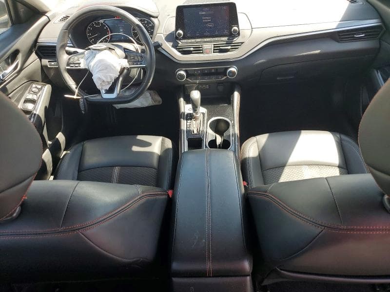 2024 NISSAN ALTIMA SR 8