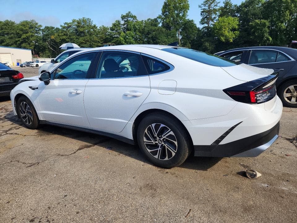 2026 HYUNDAI SONATA HYBRID BLUE 2