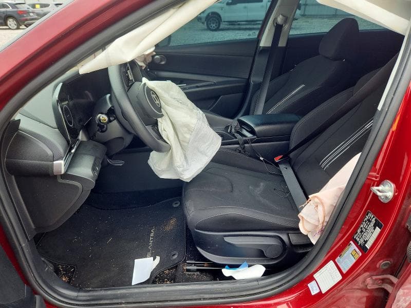 2024 HYUNDAI ELANTRA SEL 7