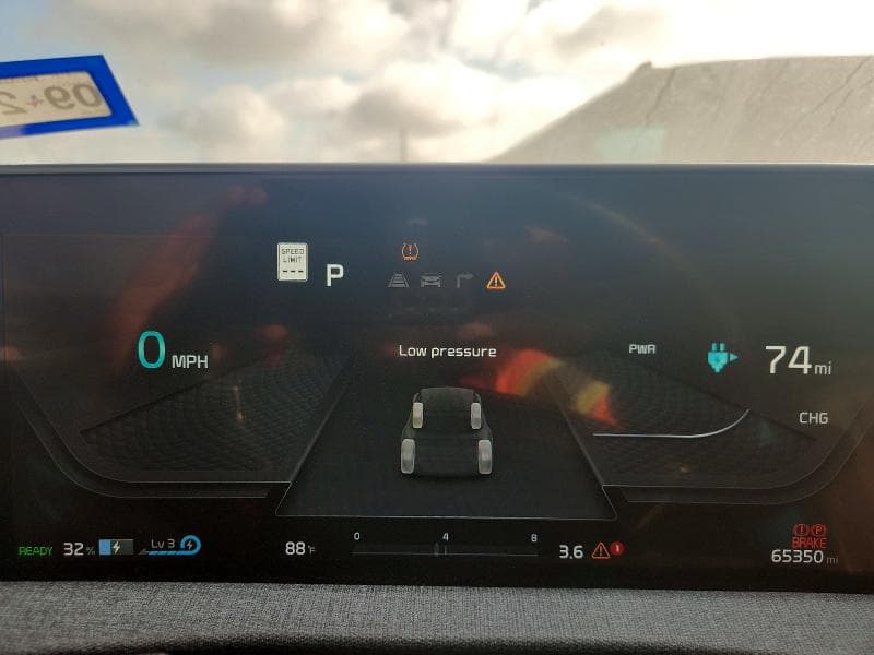 2024 KIA EV6 WIND 9