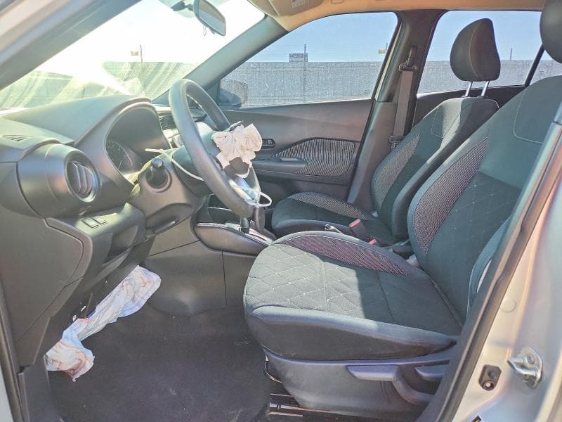 2019 NISSAN KICKS S 7
