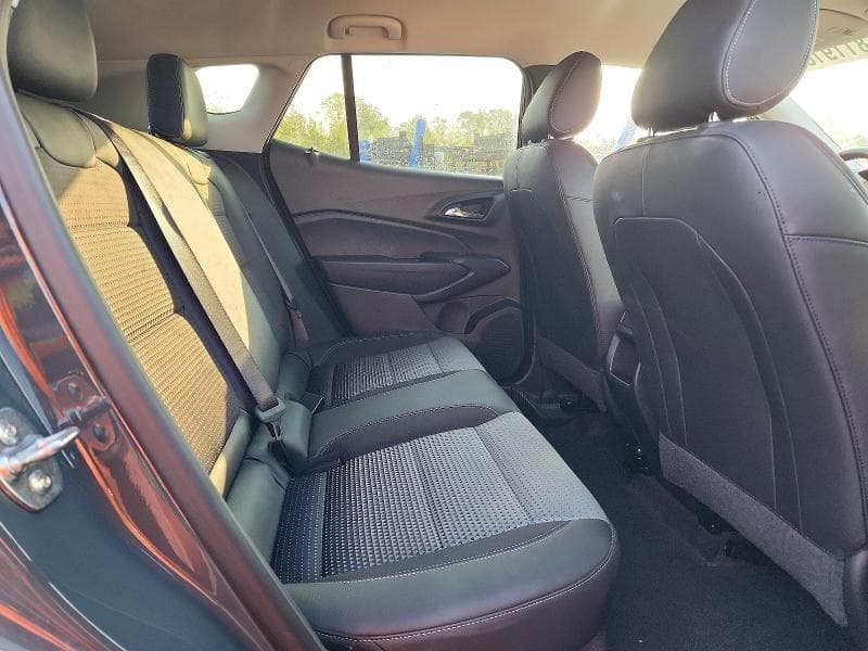 2025 CHEVROLET TRAX 1LT 10