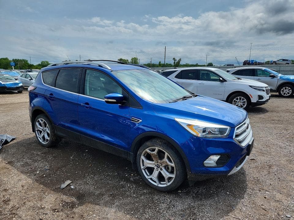 2017 FORD ESCAPE TITANIUM 4