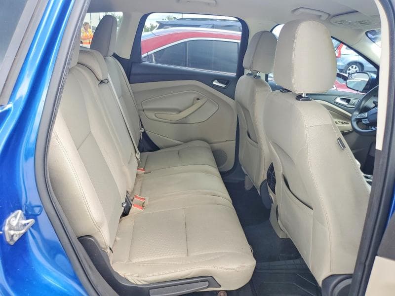 2017 FORD ESCAPE SE 11
