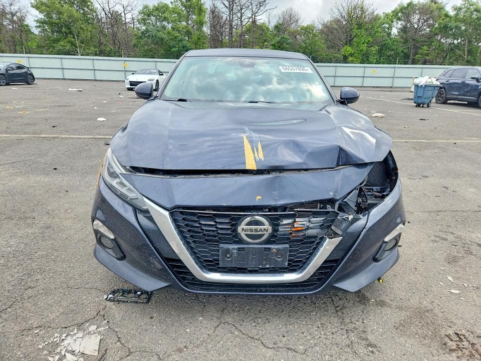 2019 NISSAN ALTIMA SV 5
