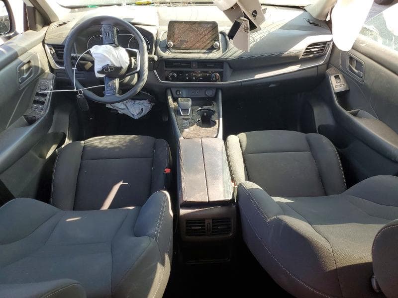 2024 NISSAN ROGUE S 8