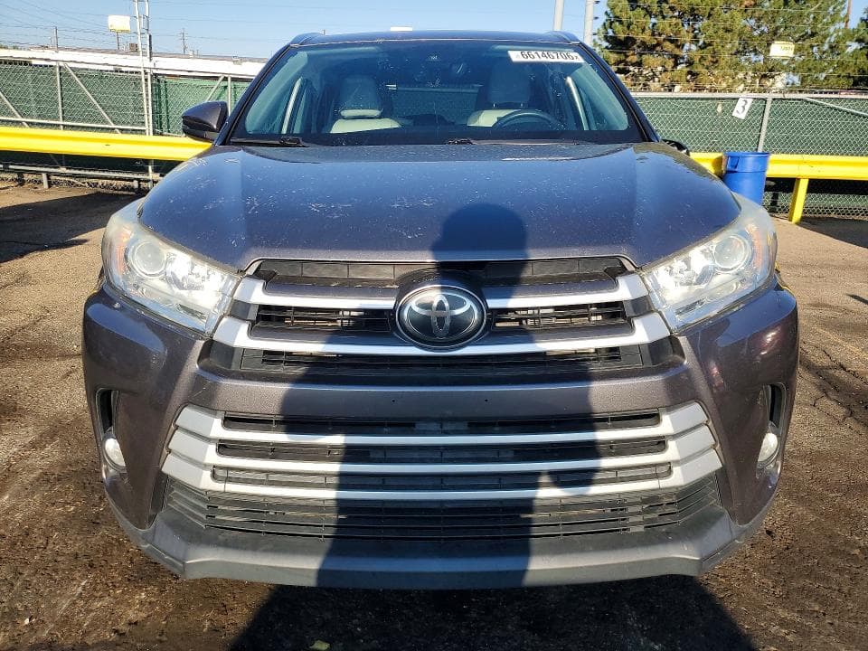 2019 TOYOTA HIGHLANDER XLE 5
