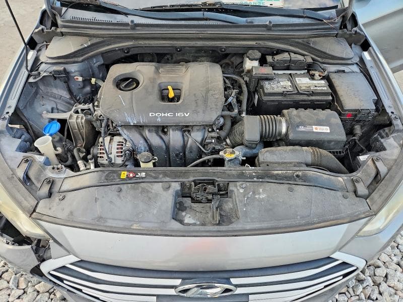 2017 HYUNDAI ELANTRA SE 11