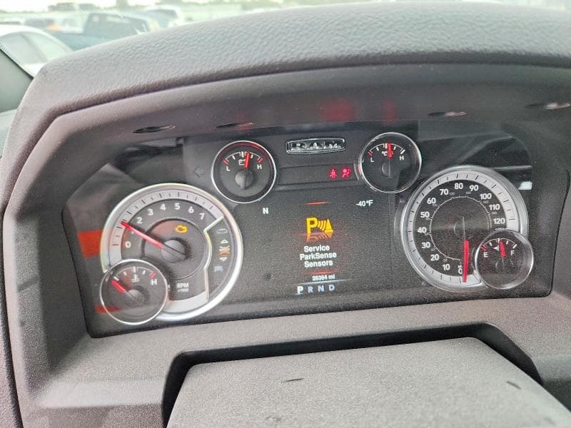 2022 RAM 1500 CLASSIC SLT 9