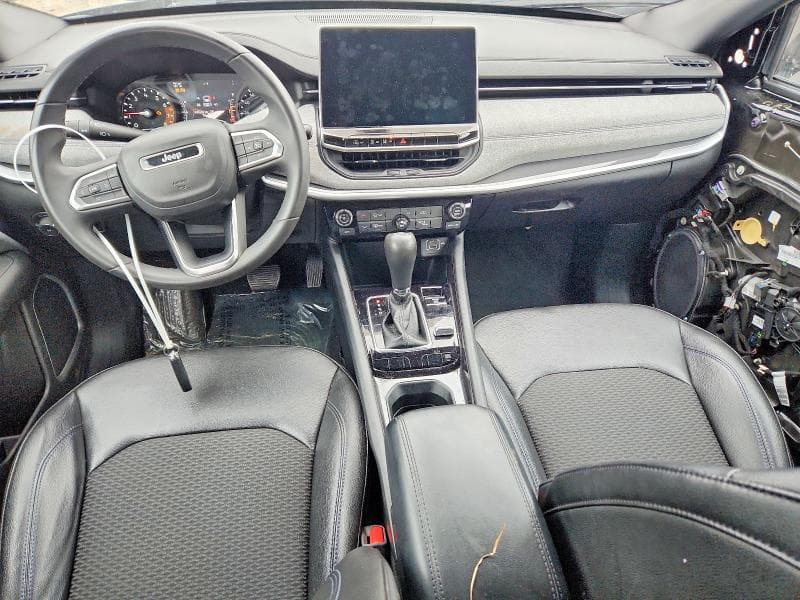 2024 JEEP COMPASS LATITUDE 8