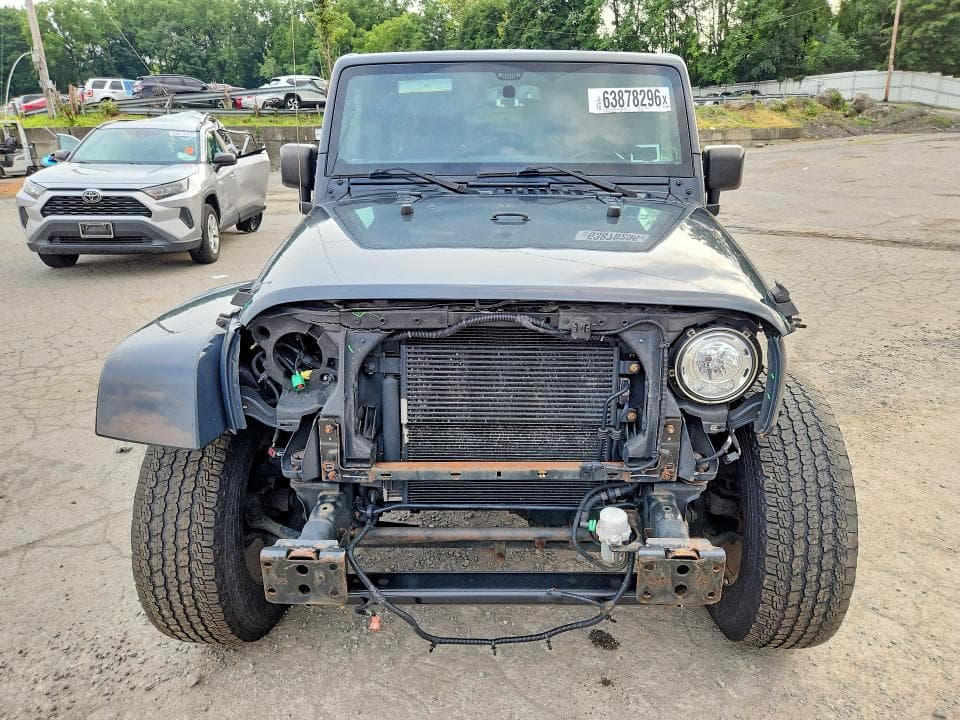 2018 JEEP WRANGLER UNLIMITED SAHARA 5