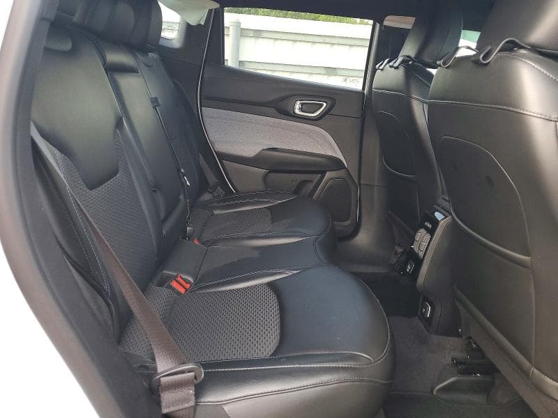 2023 JEEP COMPASS LATITUDE 11