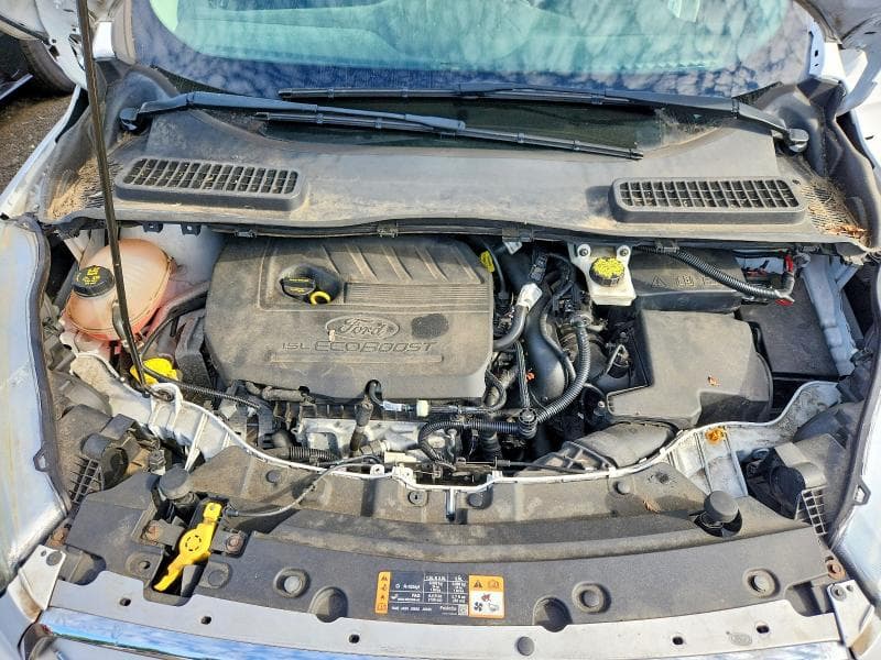2017 FORD ESCAPE SE 11
