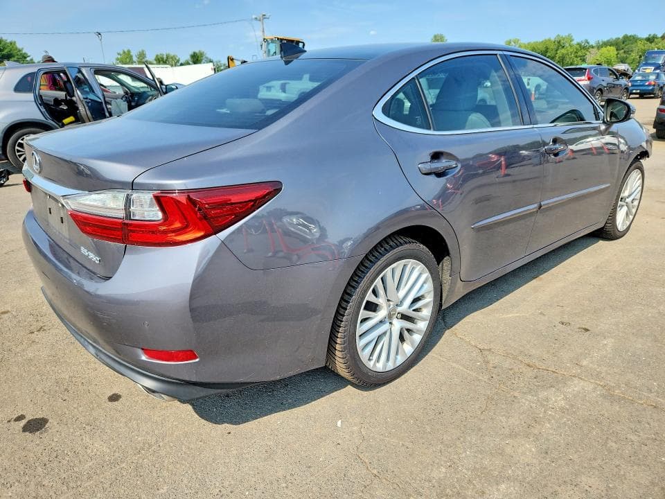 2017 LEXUS ES 350 3