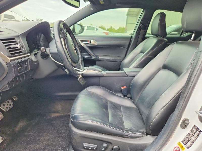 2017 LEXUS CT 200 7