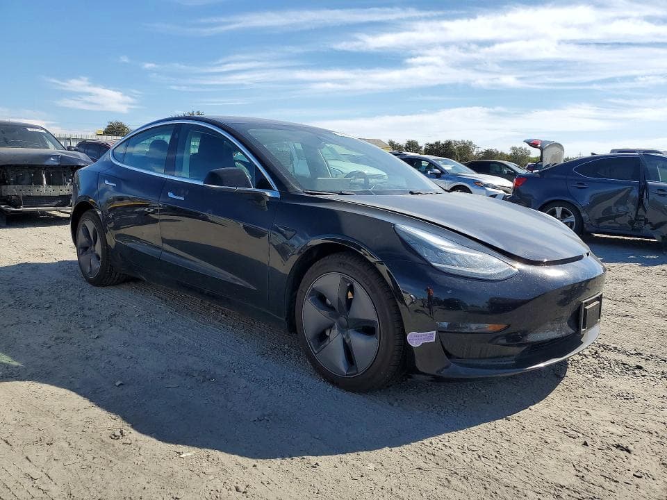 2019 TESLA MODEL 3 4