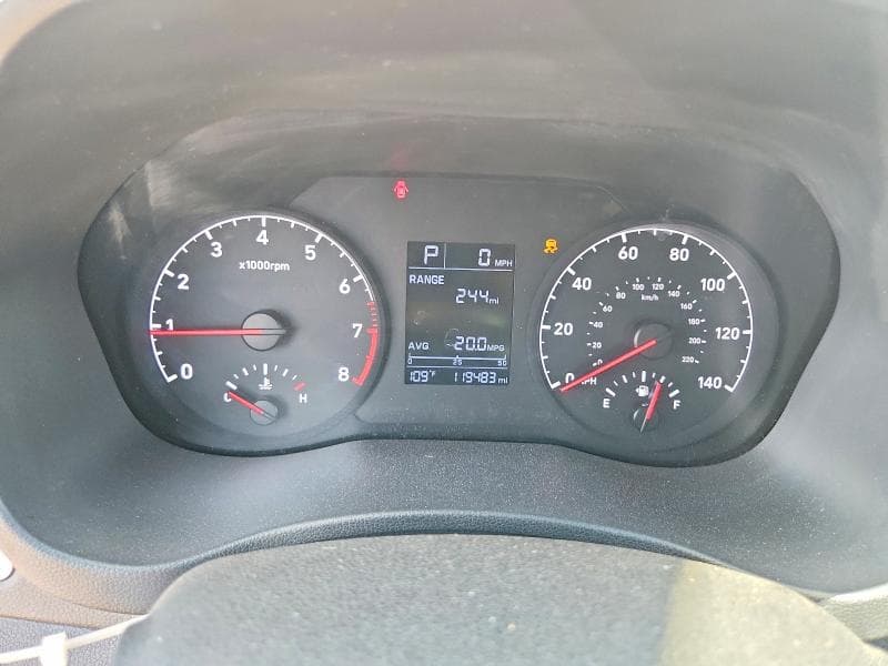 2018 HYUNDAI ACCENT SE 9