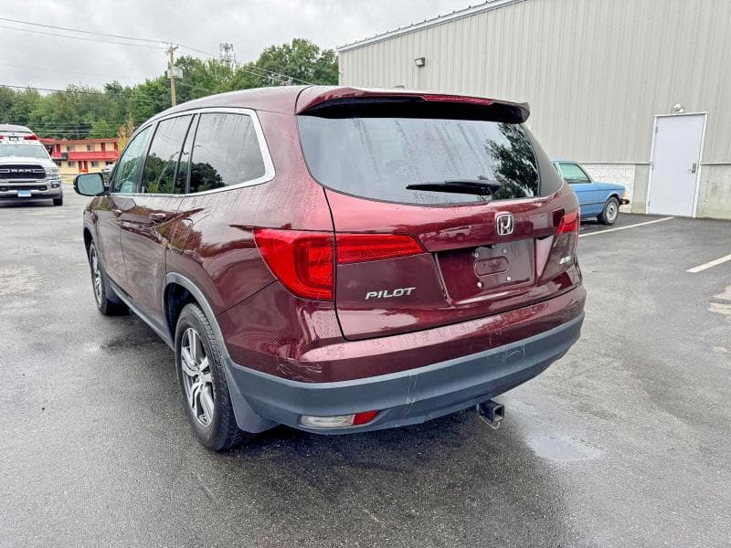2018 HONDA PILOT EX 2