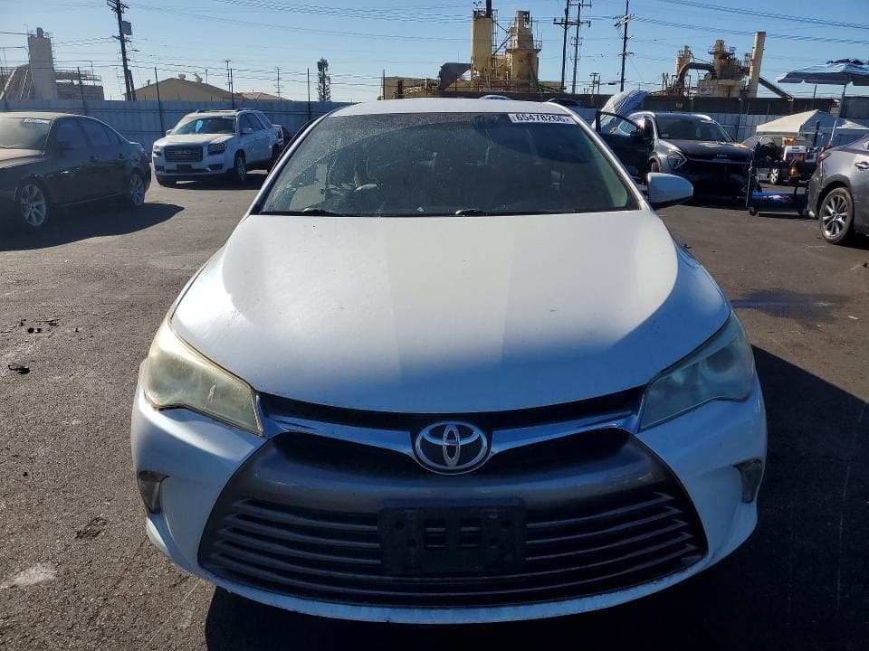 2017 TOYOTA CAMRY XLE 5