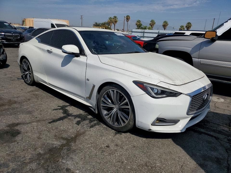 2018 INFINITI Q60 3.0T LUXE 4