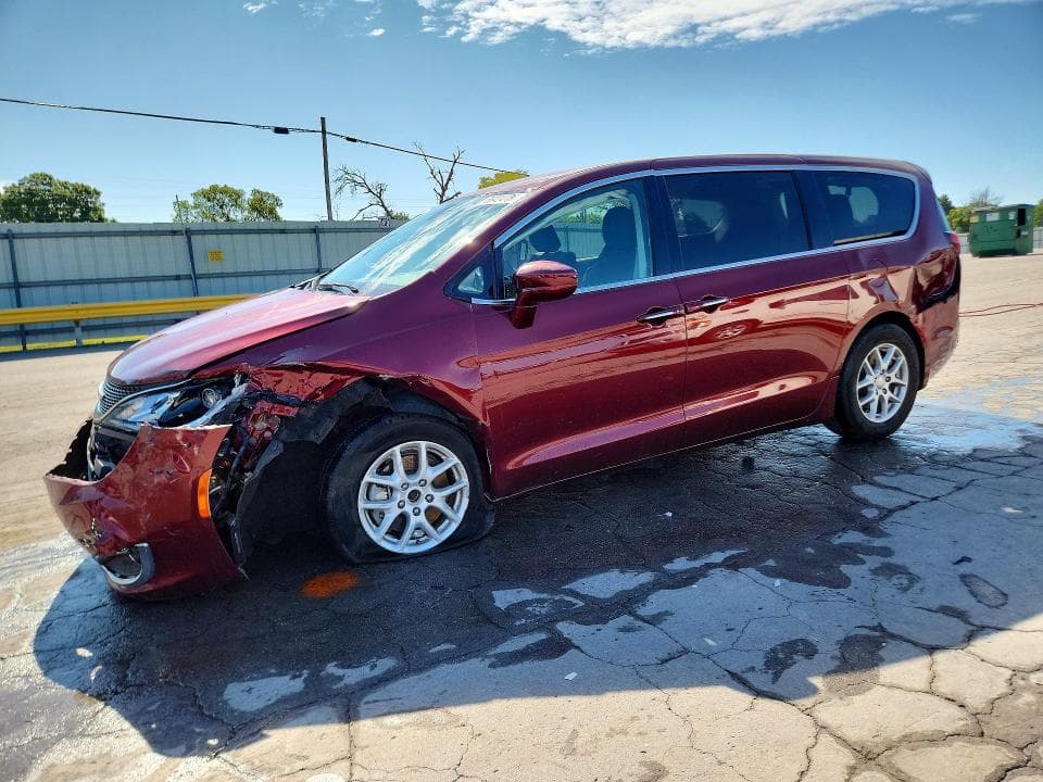 2020 CHRYSLER PACIFICA TOURING - 1