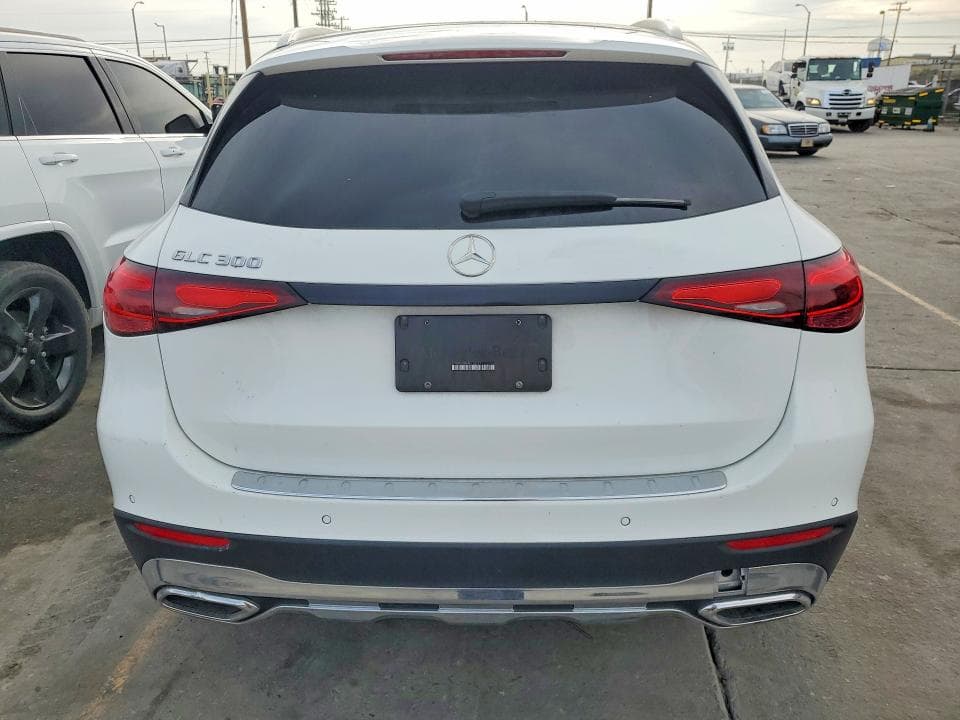 2023 MERCEDES-BENZ GLC 300 6