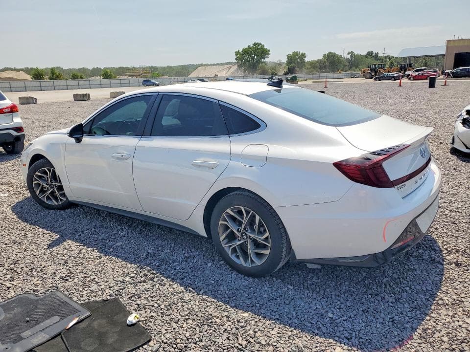 2022 HYUNDAI SONATA SEL 2