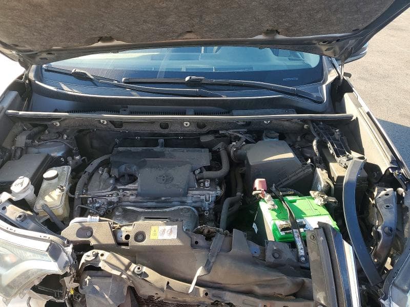 2017 TOYOTA RAV4 XLE 12