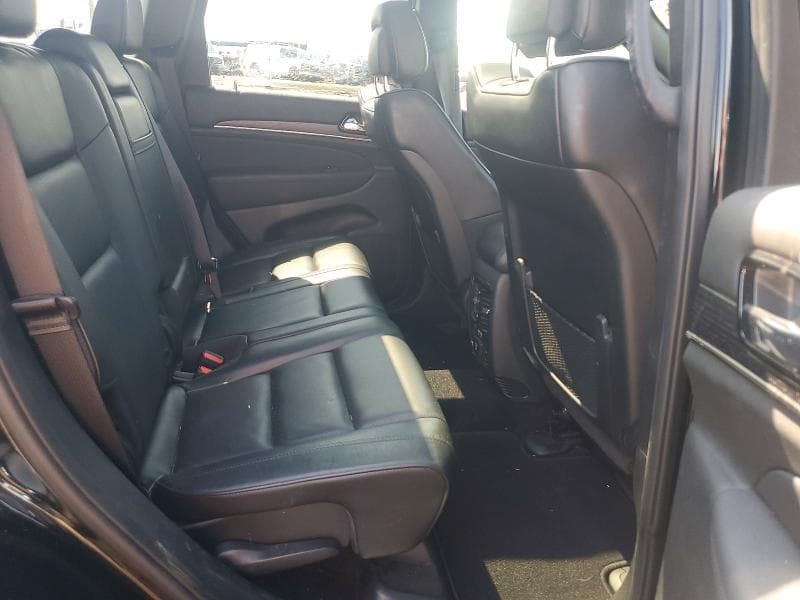 2019 JEEP GRAND CHEROKEE OVERLAND 11