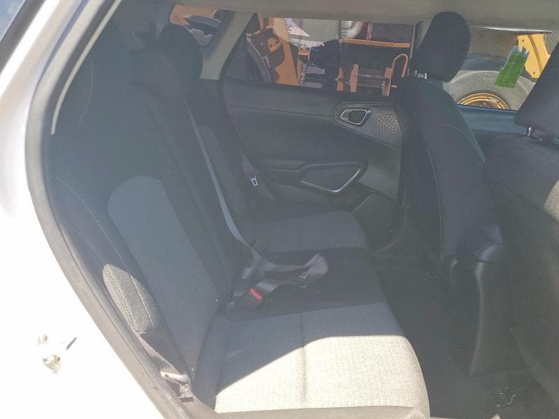 2021 KIA SOUL S 10
