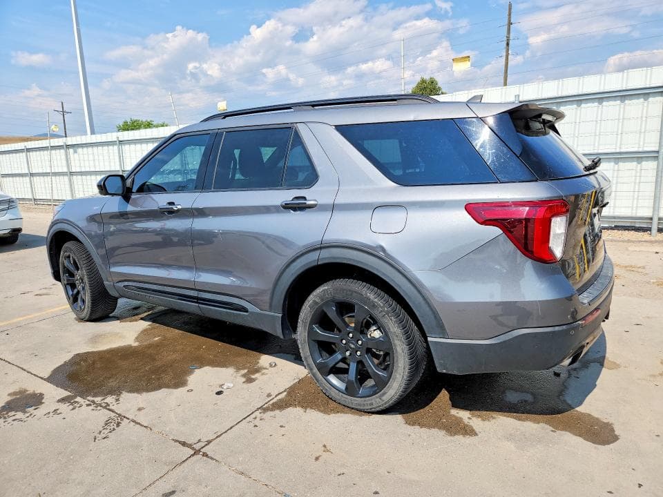 2022 FORD EXPLORER ST-LINE 2