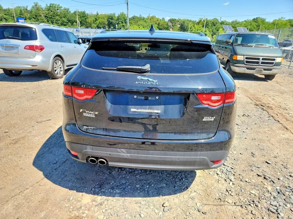 2017 JAGUAR F-PACE PRESTIGE 6