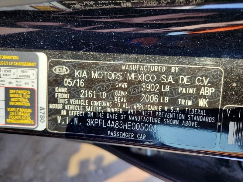 2017 KIA FORTE EX 13