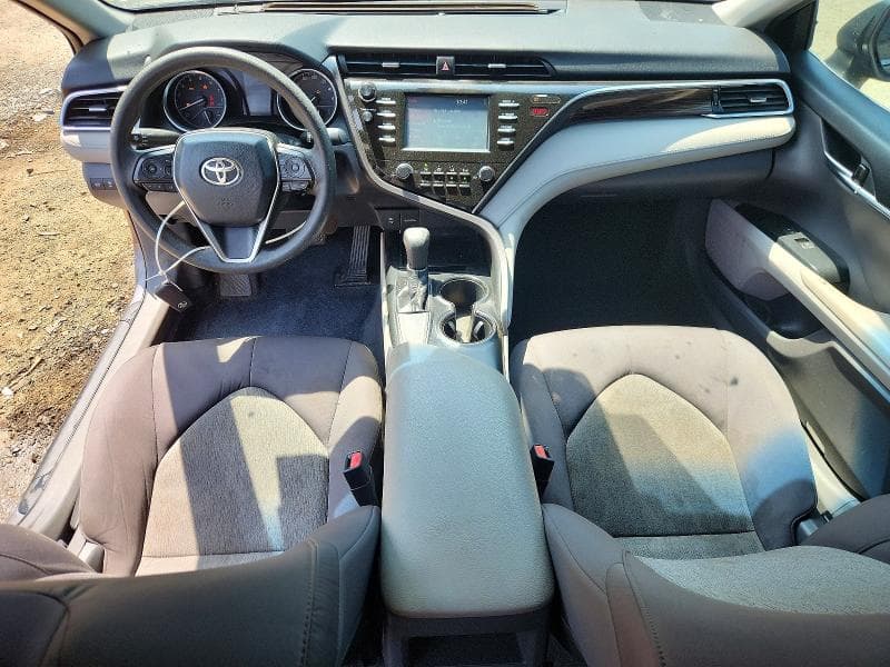 2018 TOYOTA CAMRY L 8