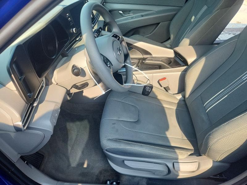2023 HYUNDAI ELANTRA SEL 7