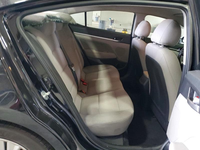 2020 HYUNDAI ELANTRA SEL 10