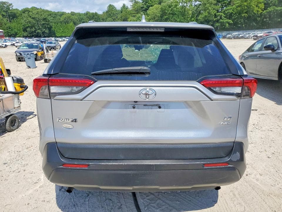 2019 TOYOTA RAV4 LE 6