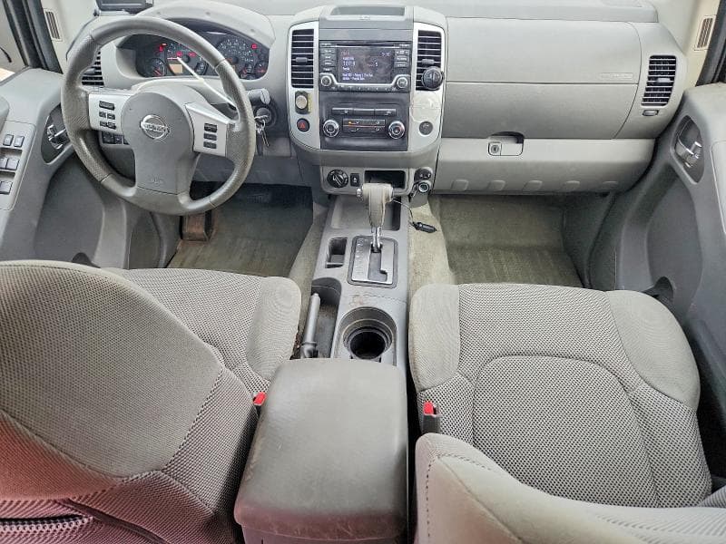 2017 NISSAN FRONTIER SV 8