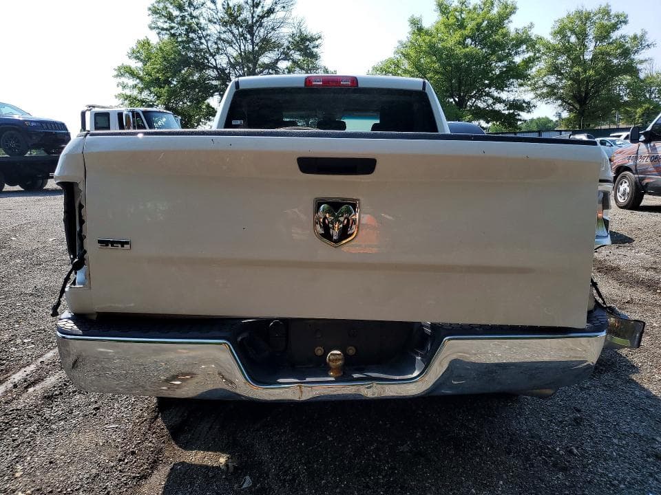 2024 RAM 1500 CLASSIC SLT 6