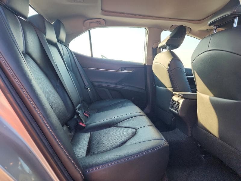 2019 TOYOTA CAMRY XSE 10