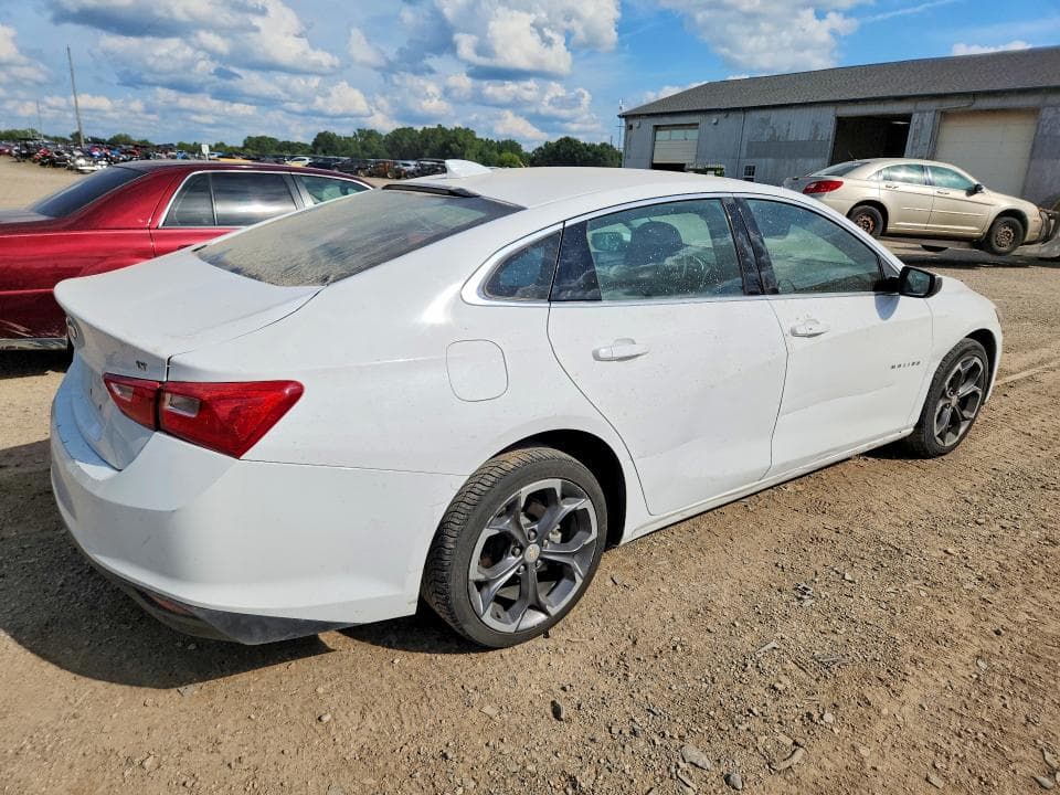 2023 CHEVROLET MALIBU LT 3
