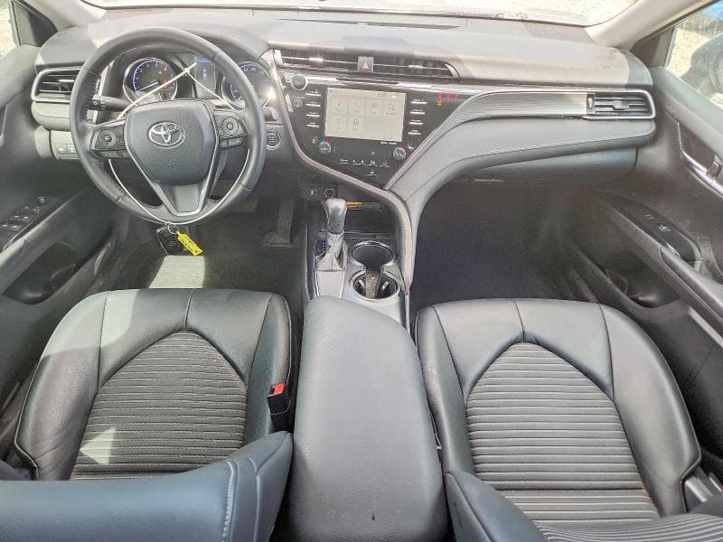 2019 TOYOTA CAMRY SE 8