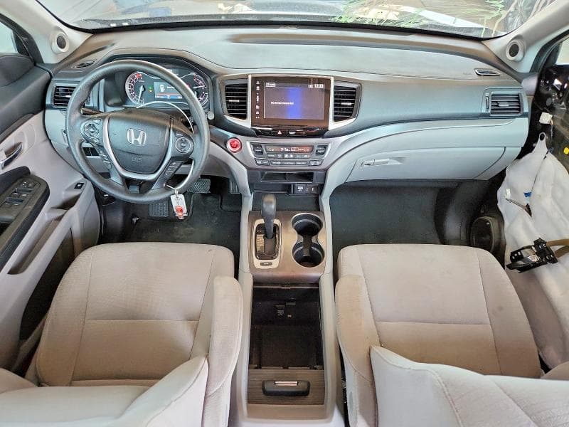 2017 HONDA PILOT EX 8