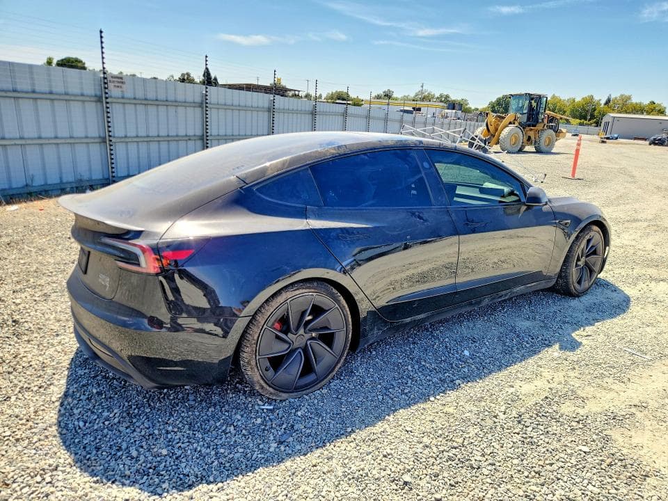 2026 TESLA MODEL 3 3